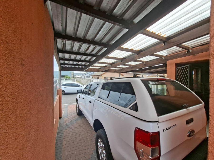 3 Bedroom Property for Sale in Highbury Western Cape